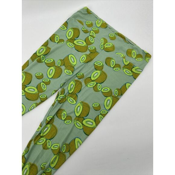 LuLaRoe Leggings‎ Green Kiwi Pattern  Women's Size Tall And Curvy XL - Picture 1 of 5